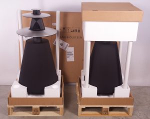 BeoLab 5 Packaging