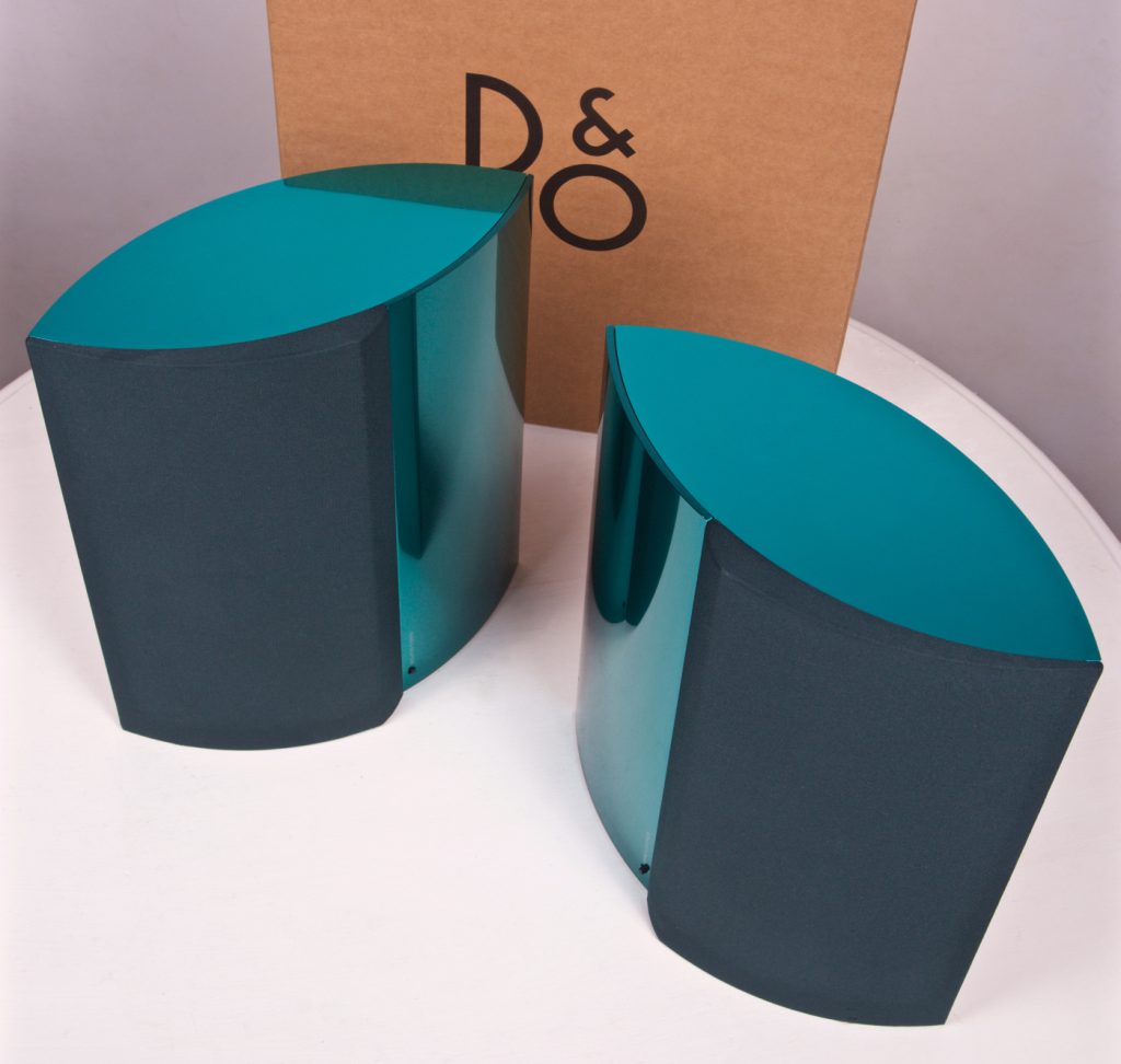 B&O Beosound 4,天然木製ケース付きBeolab 4000 B&O Beosound 4,天然木製ケース付きBeolab 4000 B&O Beosound 4,天然