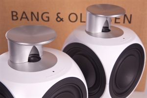 Bang and Olufsen BeoLab 3 speakers White