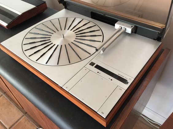 Olufsen Record Players