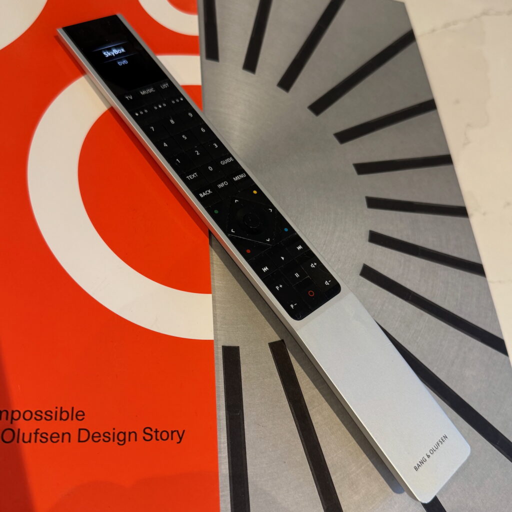 Bang & Olufsen BeoRemote One BT シルク B&O BeoRemote One - Silk (IR)